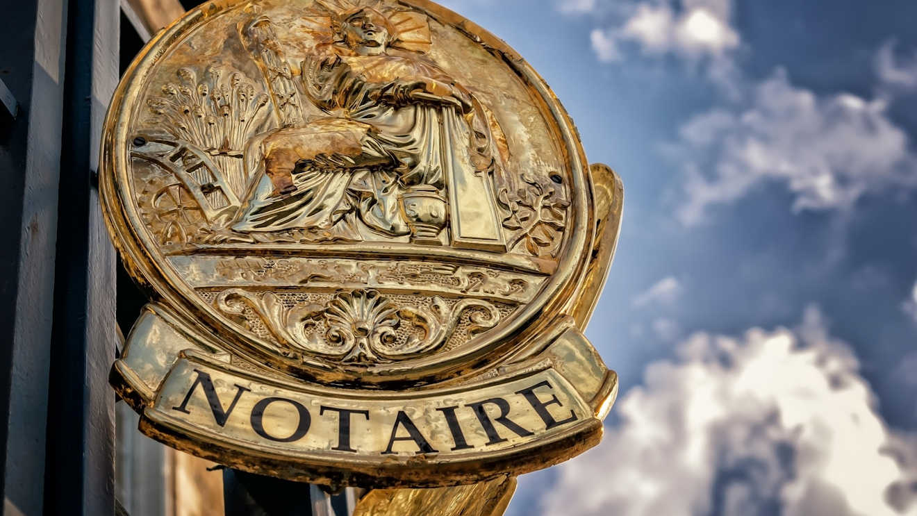 notaire