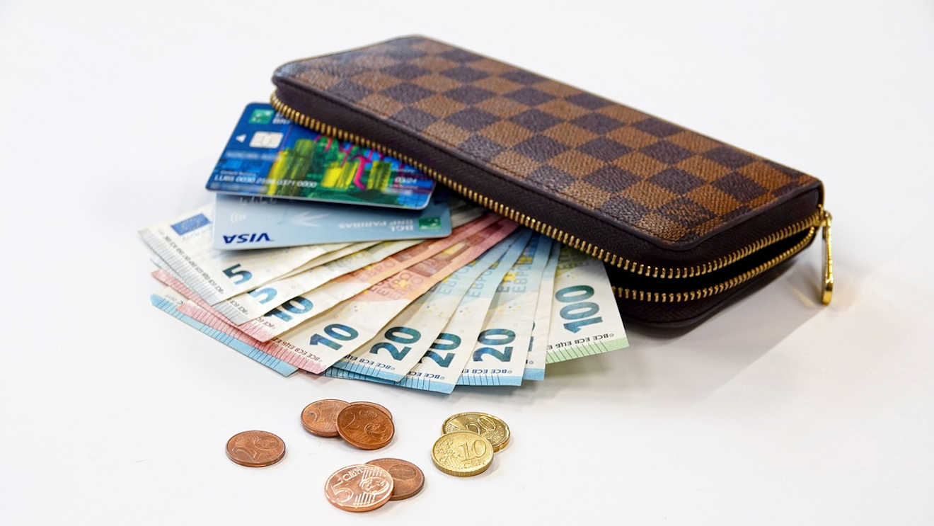 rental costs France