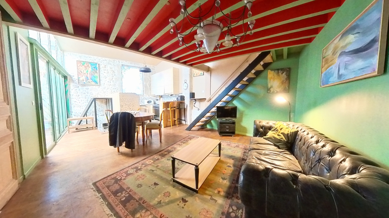 Pezenas 12 month rentals France