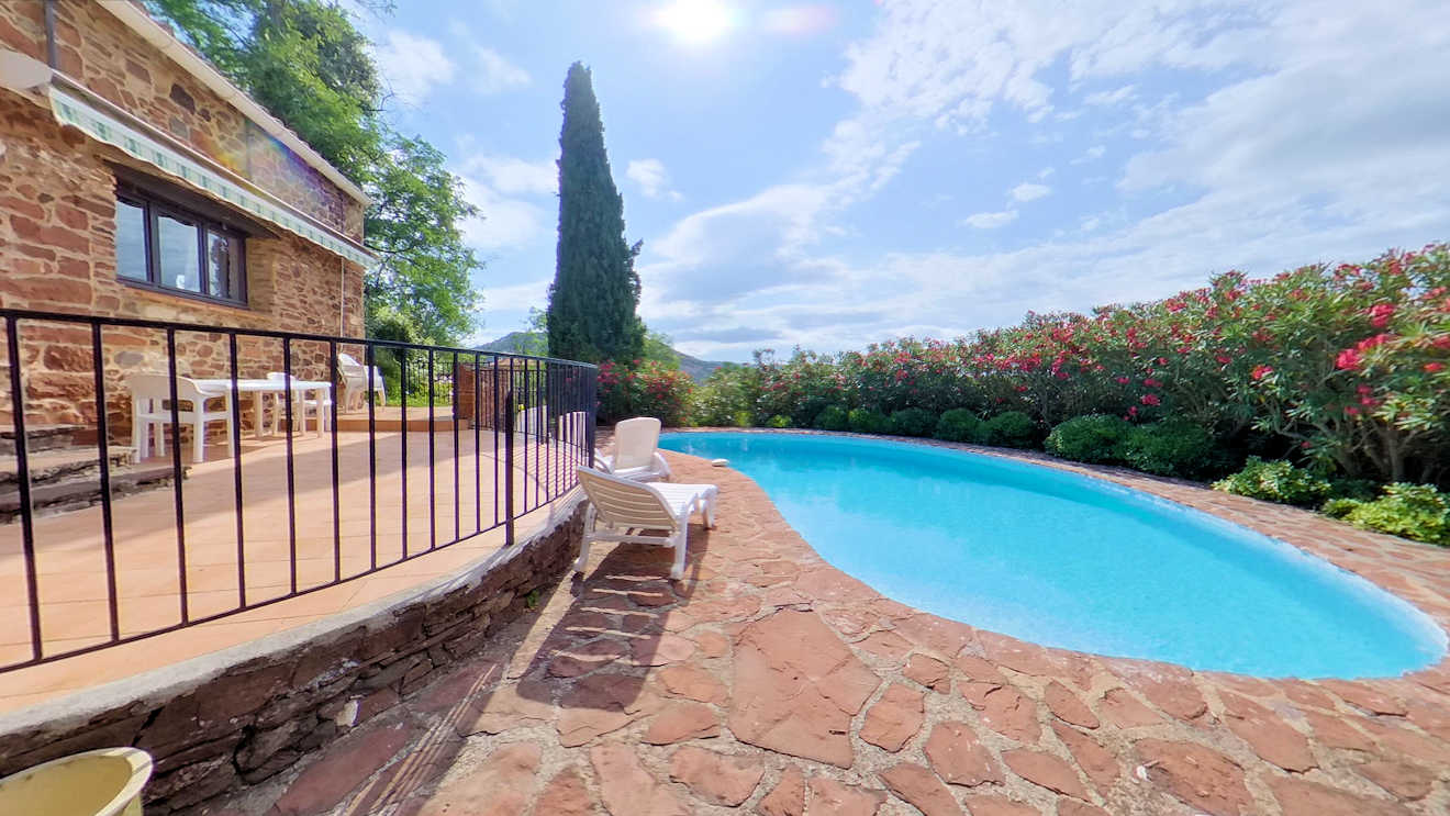 La Bergerie 4 bed property for long term rental France