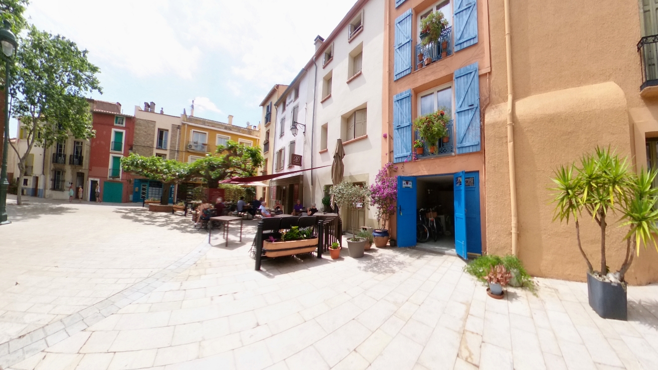 La République - long term rental by beach South France