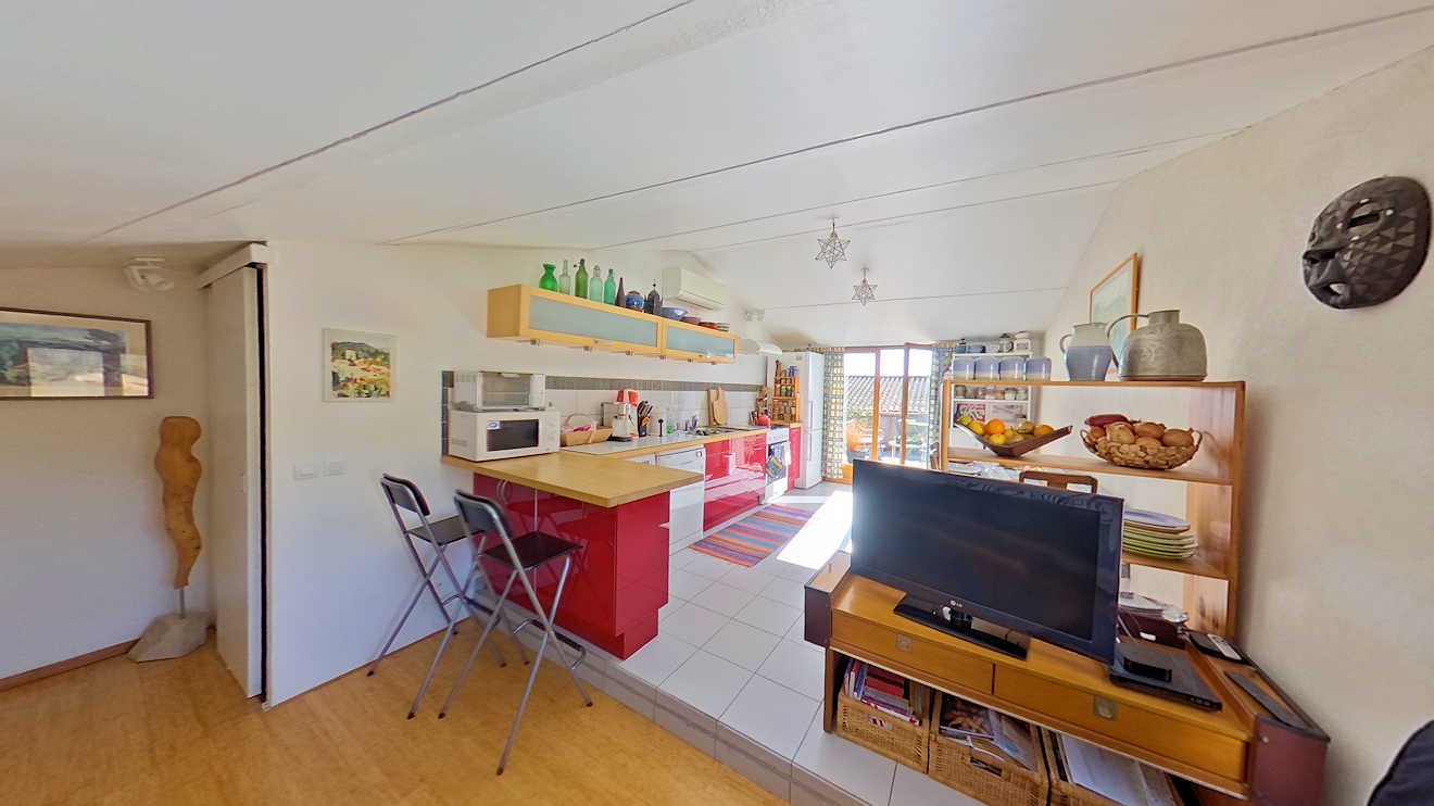 Puyloubier - 2 bed house for rent near Aix-en-Provence France