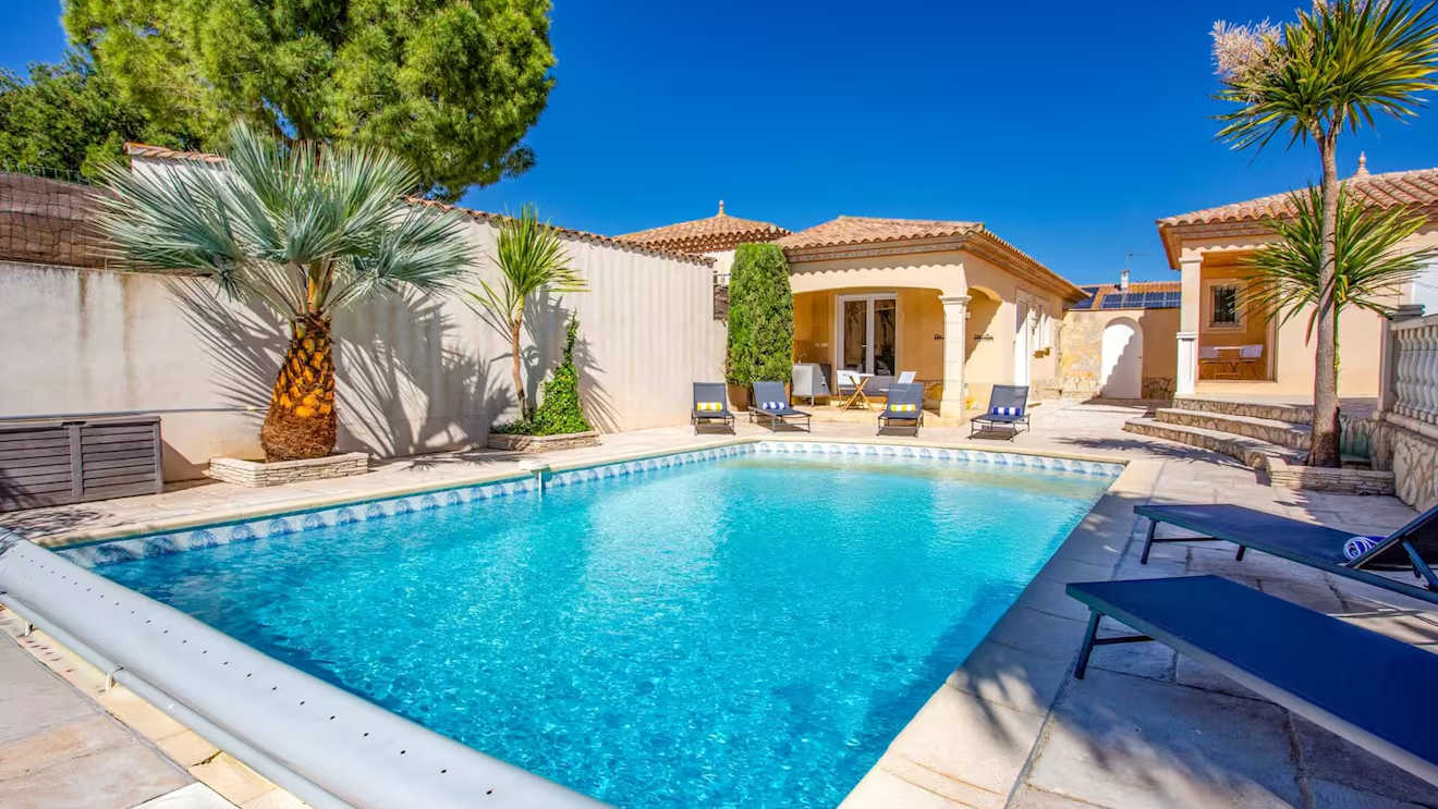 Le Picpoul villa pet friendly long term rentals France