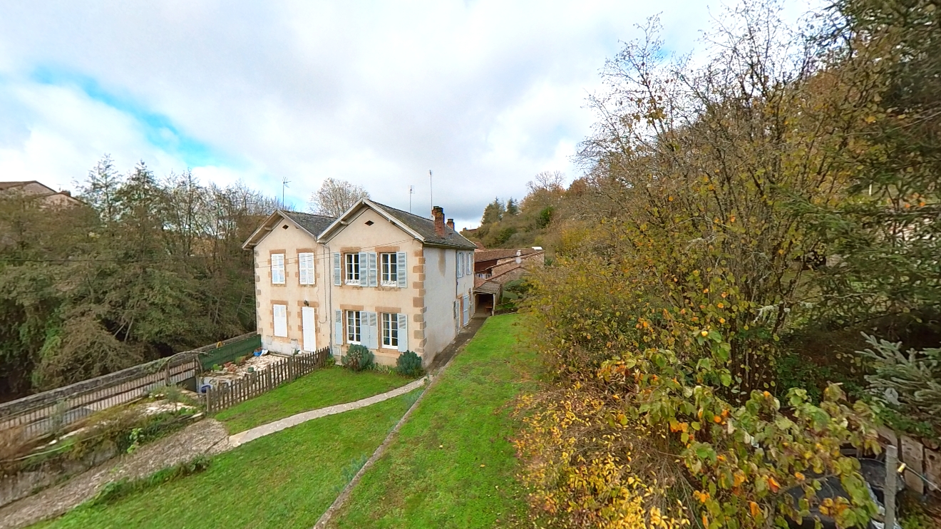 Confolens house to rent in Charente France