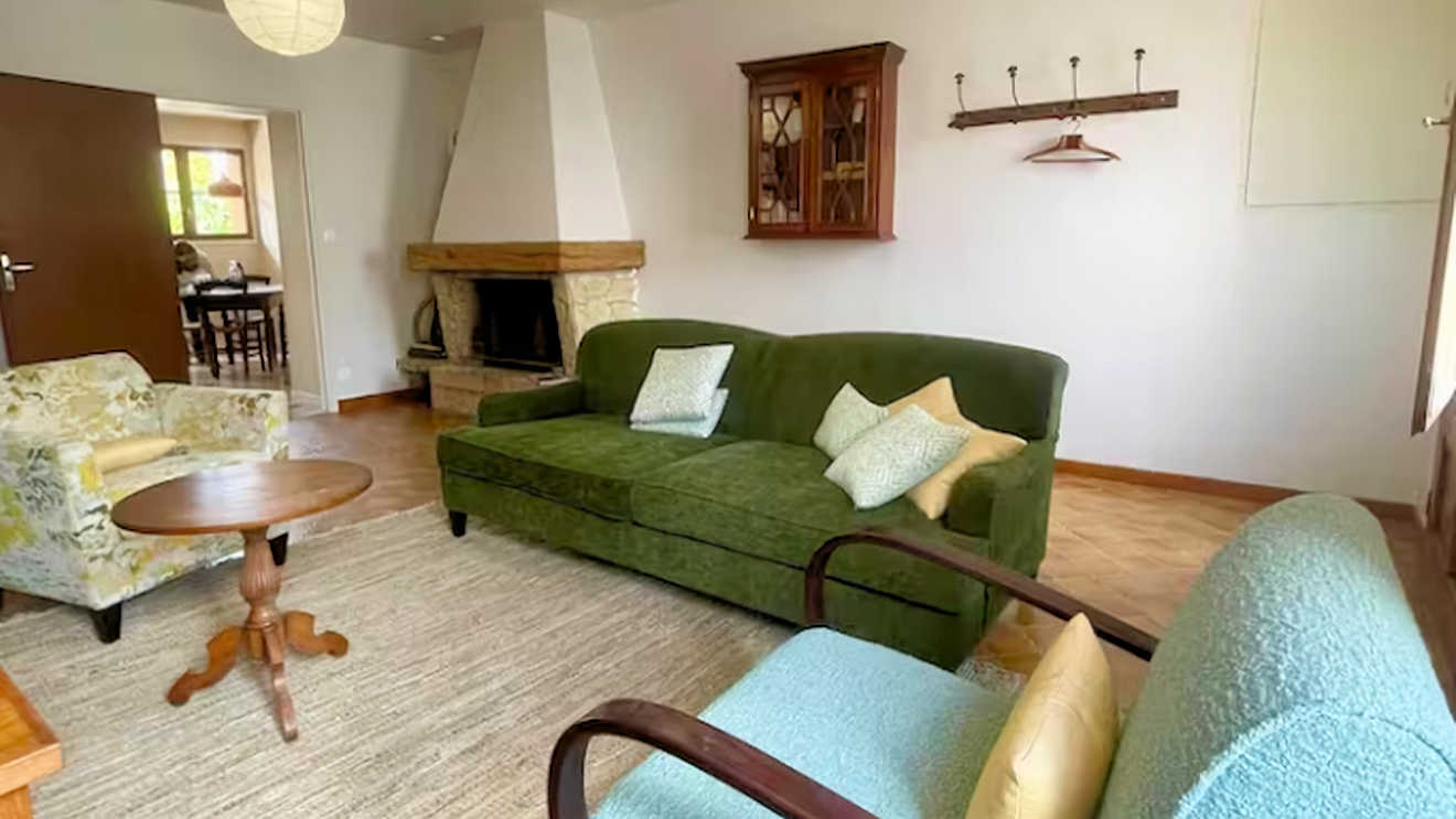 Montségur house for long term rentals near Bordeaux & Dordogne