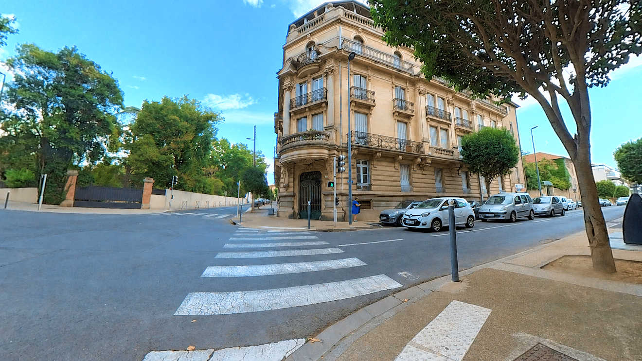 Bourgeois apartment - spacious 2 bed long term rental Beziers